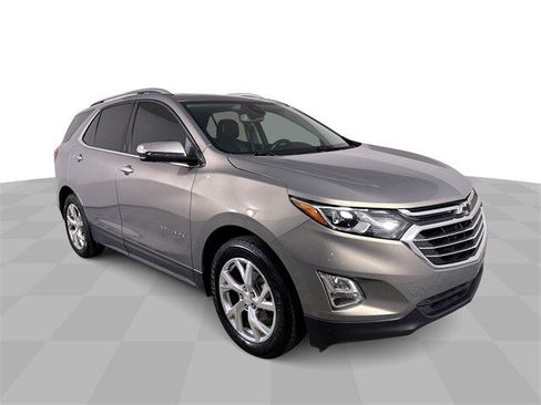 Used 2019 Chevrolet Equinox Premier image 2