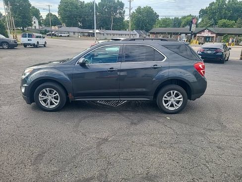 Used 2017 Chevrolet Equinox LT FWD image 3