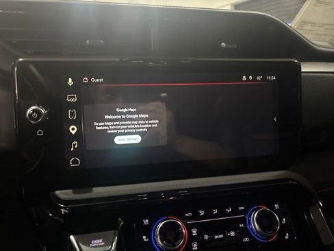 Used 2025 GMC Sierra 1500 AT4 w/ AT4 Premium Package AWD/4WD image 25