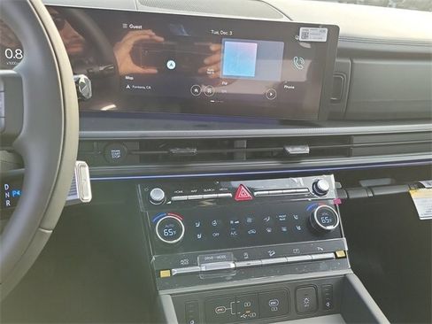 New 2025 Hyundai Santa Fe Calligraphy image 11