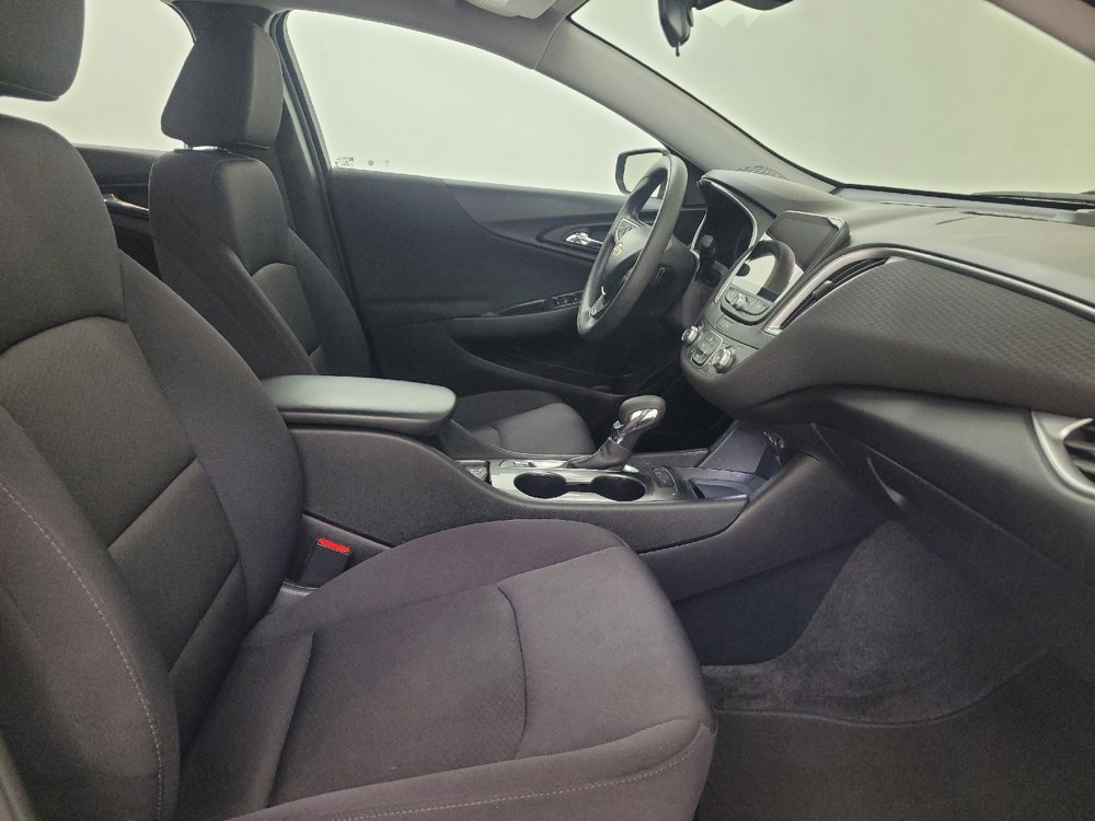 Used 2025 Chevrolet Malibu LS FWD image 21