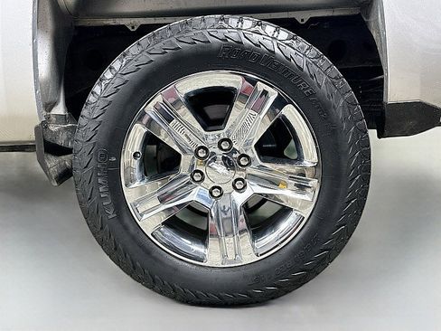 Used 2019 Chevrolet Silverado 1500 Custom w/ Custom Convenience Package image 27