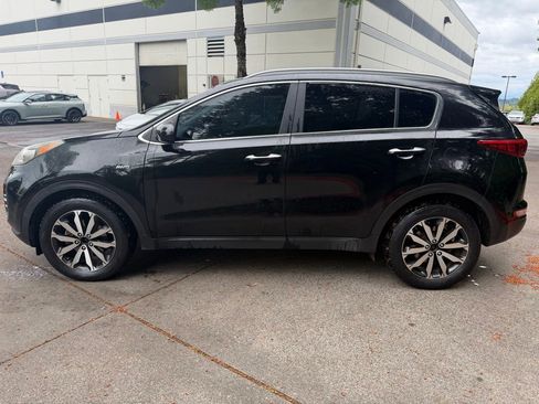 Used 2017 Kia Sportage EX AWD/4WD image 7