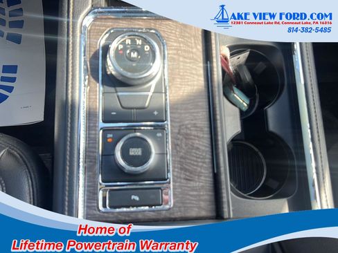 Used 2018 Ford Expedition Limited image 23