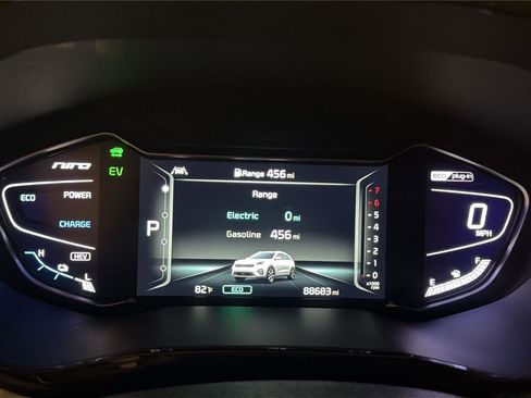 Used 2022 Kia Niro EX Premium FWD image 15