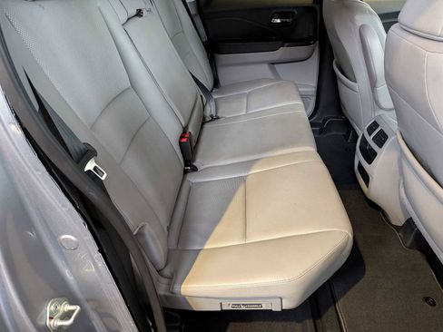 Used 2017 Honda Ridgeline RTL-T image 19