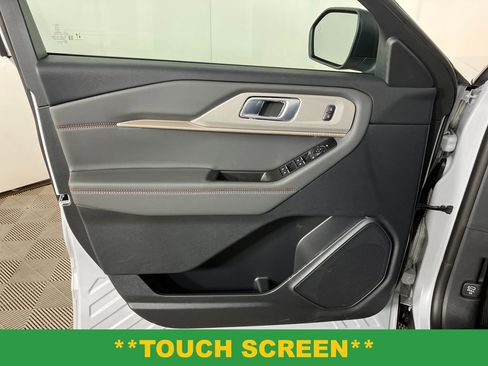 New 2026 Ford Explorer Active image 23