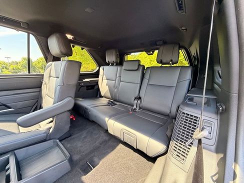 Used 2024 Toyota Sequoia Platinum image 12