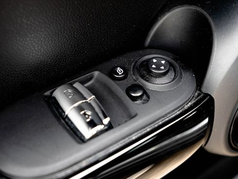 Certified 2024 MINI Cooper SE FWD image 20
