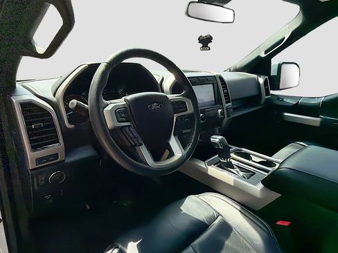 Used 2020 Ford F150 Lariat w/ Equipment Group 502A Luxury AWD/4WD image 9