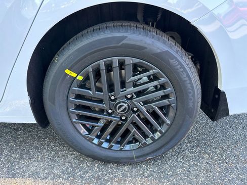 New 2026 Nissan Sentra SV w/ SV Convenience Package FWD image 16