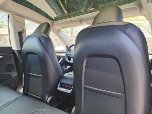 Used 2023 Tesla Model 3 Standard Range RWD image 16