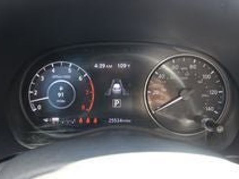 Used 2022 Nissan Kicks SV image 14