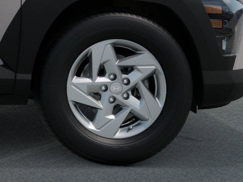 New 2026 Hyundai Kona SE image 8