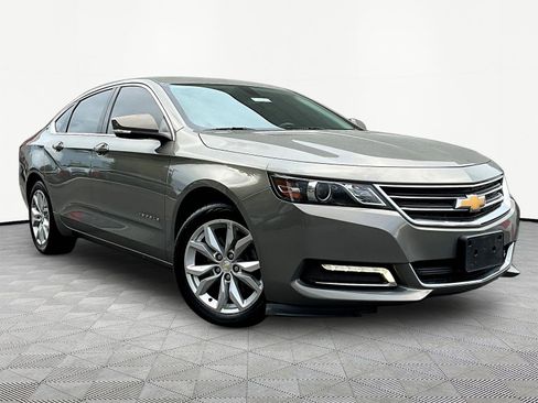 Used 2019 Chevrolet Impala LT FWD image 3