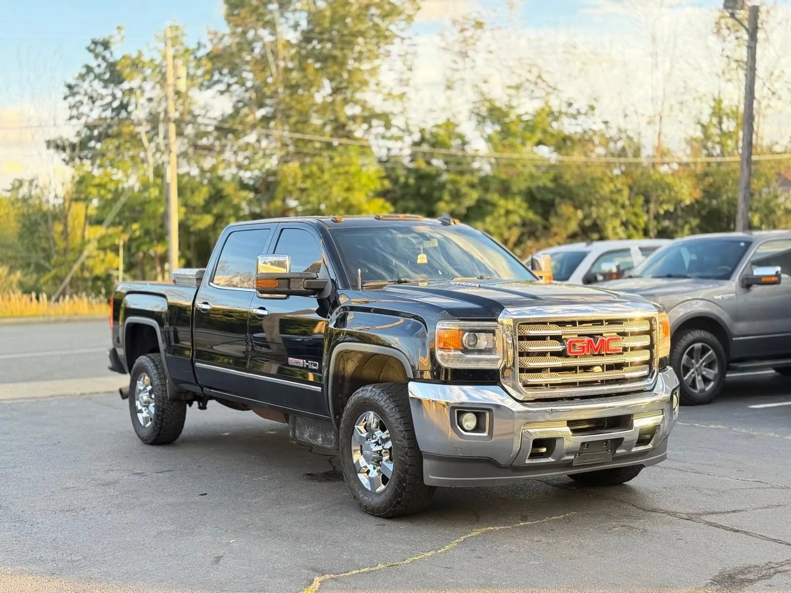Used 2015 GMC Sierra 2500 SLE AWD/4WD image 5