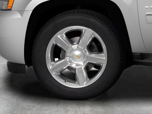 Used 2011 Chevrolet Tahoe LT w/ Luxury Package AWD/4WD image 48