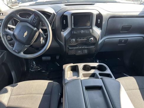 Used 2020 Chevrolet Silverado 2500 Custom w/ Custom Value Package AWD/4WD image 4