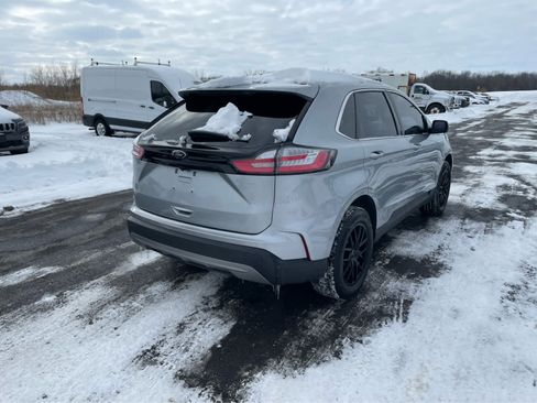 Used 2022 Ford Edge SEL w/ Convenience Package image 5