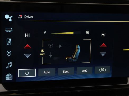 Used 2023 Chevrolet Silverado 1500 ZR2 w/ Technology Package image 34