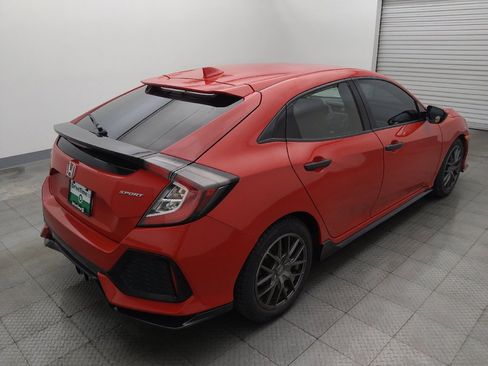 Used 2017 Honda Civic Sport image 9