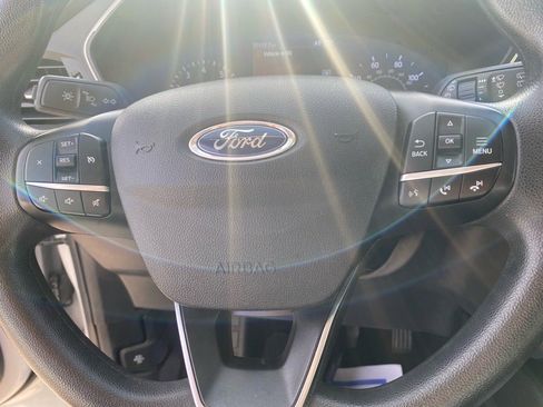 Used 2022 Ford Escape SE image 26