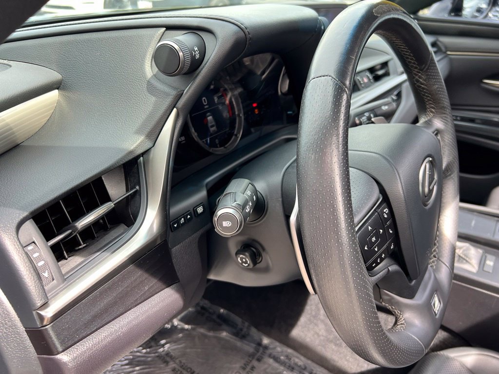 Used 2020 Lexus ES 350 F Sport w/ Accessory Package FWD image 34