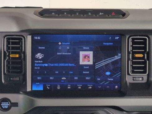 Used 2023 Ford Bronco Badlands image 20