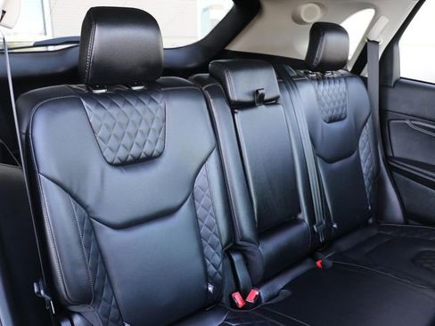 Used 2024 Ford Edge Titanium w/ Equipment Group 301A image 12