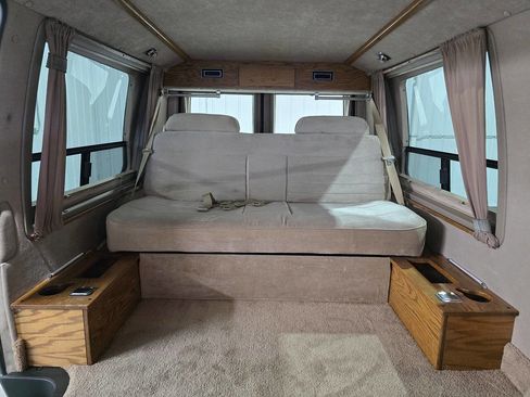 Used 1993 Ford E-150 and Econoline 150 image 10