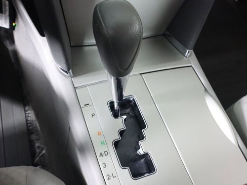 Used 2007 Toyota Camry LE image 16