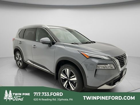 Used 2023 Nissan Rogue Platinum w/ Platinum Premium Package AWD/4WD image 1