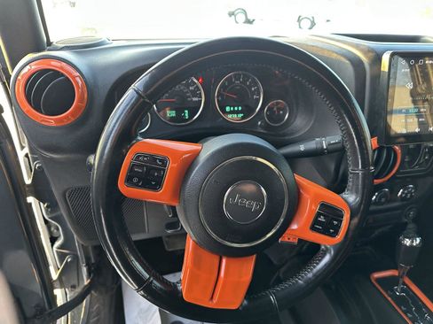 Used 2015 Jeep Wrangler Unlimited Sport w/ Quick Order Package 24S image 23