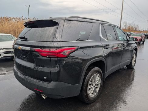 Used 2023 Chevrolet Traverse LT image 7
