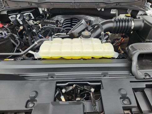 Used 2025 Ford F150 Lariat AWD/4WD image 31