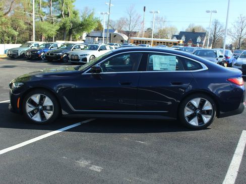 New 2026 BMW i4 xDrive40i w/ Premium Package AWD/4WD image 5