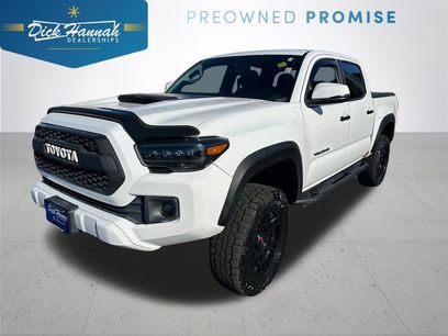 Used 2017 Toyota Tacoma TRD Sport w/ Tow Package (A/T)