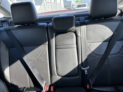 Used 2015 Ford Focus SE w/ Equipment Group 201A FWD image 23