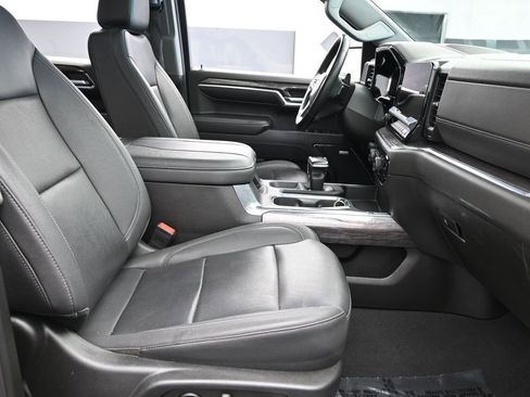 Used 2023 Chevrolet Silverado 1500 LTZ w/ LTZ Premium Package image 49