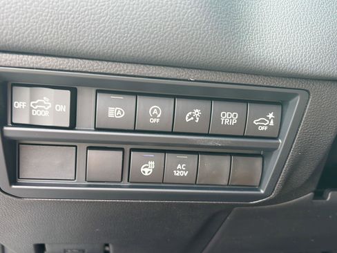 New 2026 Toyota Tundra Limited AWD/4WD image 19
