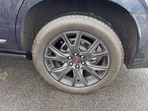 Used 2024 GMC Yukon Denali Ultimate w/ LPO, Floor Liner Package image 2