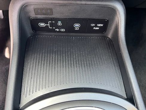 Used 2025 Hyundai Kona SEL AWD/4WD image 34
