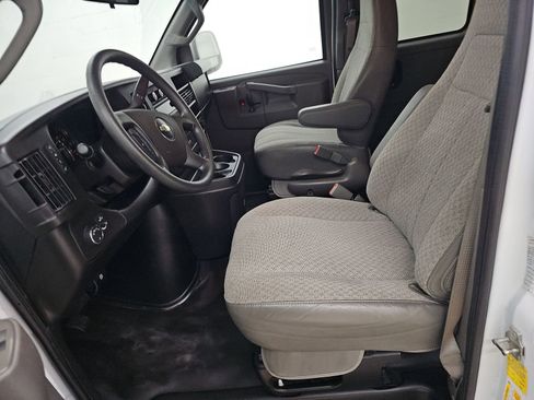 Used 2023 Chevrolet Express 3500 LS image 7