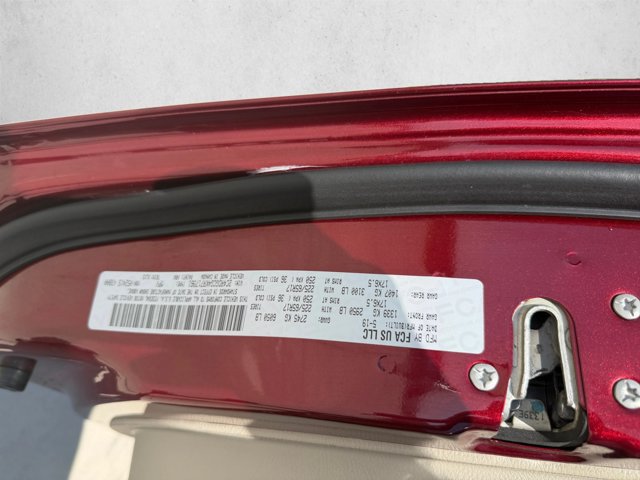 Used 2019 Dodge Grand Caravan SXT FWD image 27