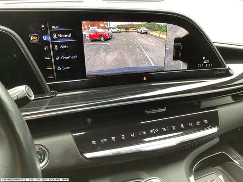 Used 2021 Cadillac Escalade Sport w/ LPO, Illumination Package image 9