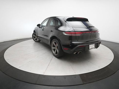 Certified 2024 Porsche Macan S image 12