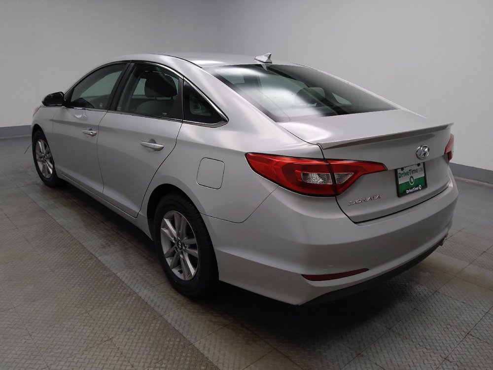 Used 2015 Hyundai Sonata SE w/ Option Group 02 FWD image 5