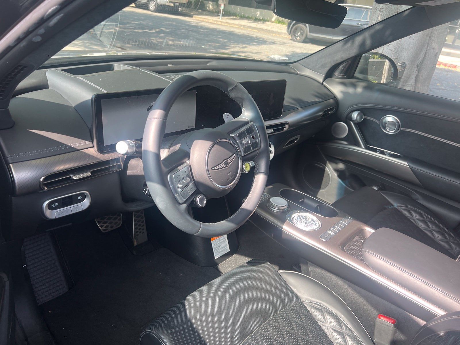 Used 2023 Genesis GV60 Performance AWD/4WD image 12