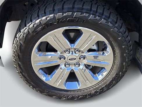 Used 2020 Ford F150 XLT w/ Equipment Group 302A Luxury image 8