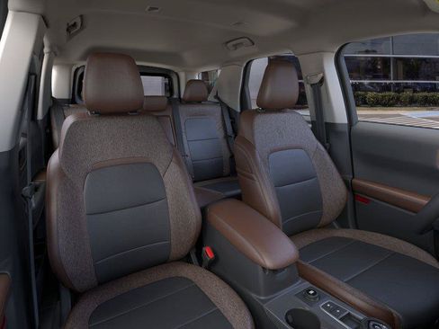 New 2025 Ford Bronco Sport Outer Banks w/ Outer Banks Tech Package+ AWD/4WD image 10